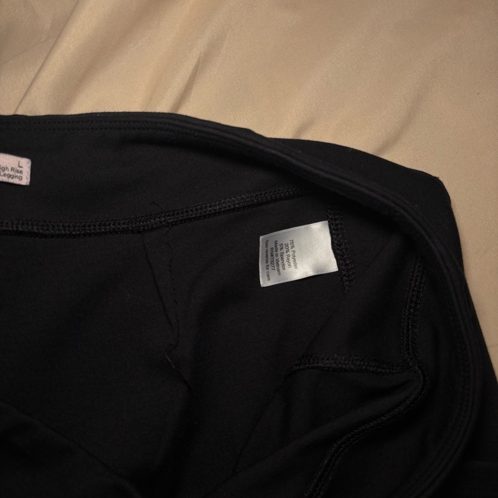 SO Women's Black Casual Leggings with Pockets Size L - Picture 4 of 4